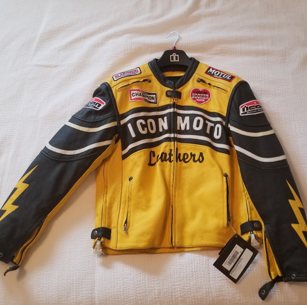 Size LARGE Icon leather motorcylce jacket